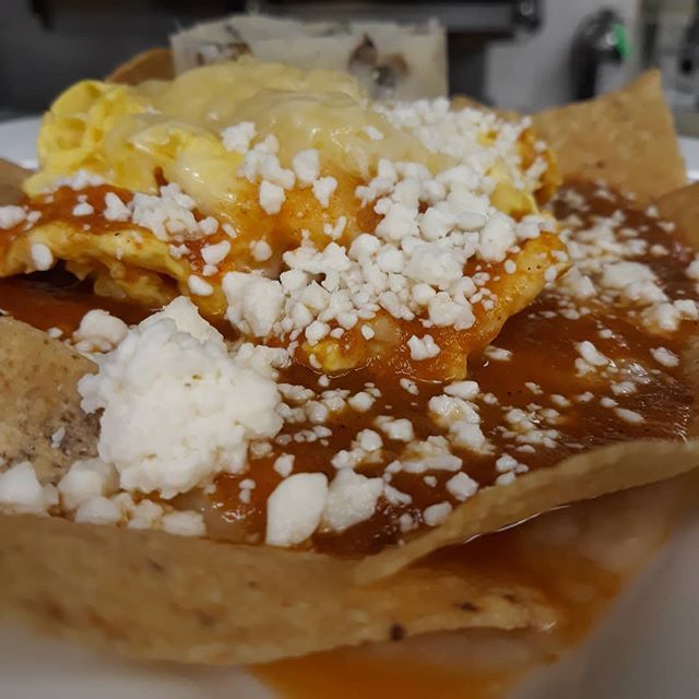 The Huevos Rancheros, eggs your way! Waiting for you today 🤗
.
.
.
#quesofresca #RoscoeVillage #myRoscoeVillage #chicago #312food #312eats #midwestfood #salsa #neighborhoodspot #foodporn #foodpornography #foodies #312foodies #mychicagopix