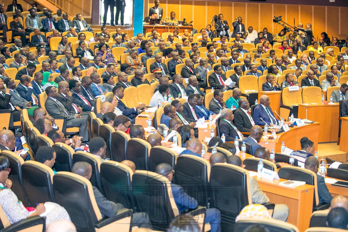 StateHouseKenya's tweet image. During his address to the #EACSummit President @PaulKagame noted that the #EAC is people centered and that the success of the community will be measured by the number of lives impacted by its programmes. @jumuiya