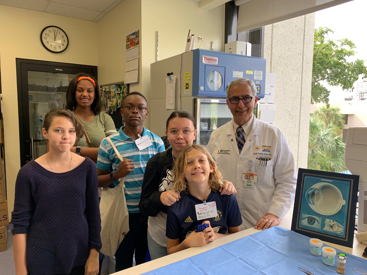 JHF_Jackson's tweet image. As part of National Take Our Daughters and Sons to Work Day, our young ones started with a tour of the Sylvester Comprehensive Cancer Center. It was followed by a visit with Dr. Peña, at the Bascom Palmer Eye Institute, to learn about the anatomy of the eye. @JHF_Jackson #tyktwd