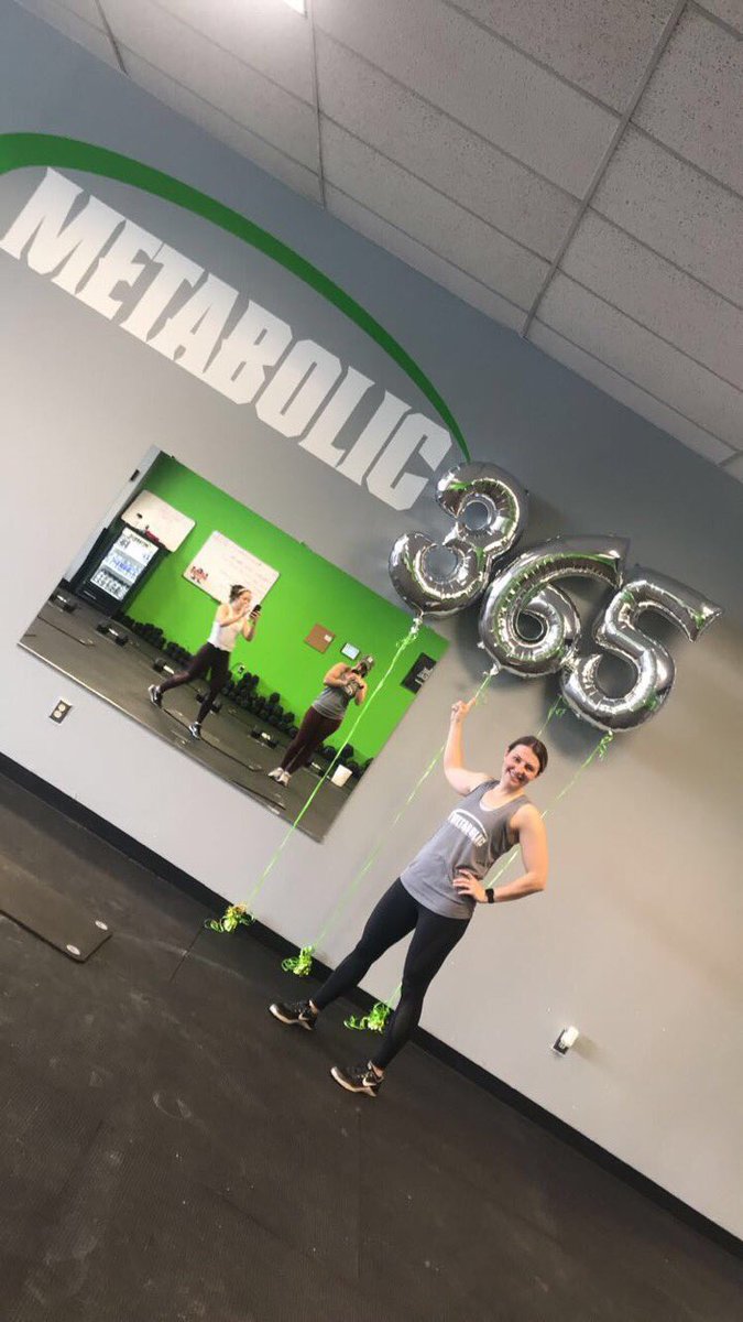 Listened to #jockopocast last year and heard <a href="/jockowillink/">Jocko Willink</a> tell <a href="/echocharles/">echocharles</a> never to schedule a day off. To wait for life to give you one. That was 365 days ago. I have worked out daily for a whole year - flights, vacations, illness. No excuses! Discipline Equals Fitness 🏋️🙌🏻🌟