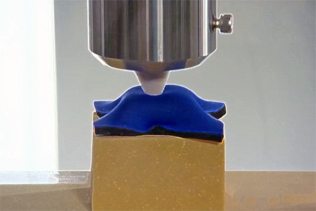 Whatever makes you feel better I guess.
"Good News For Surfers: ‘Shark-Proof’ Wetsuits"
bit.ly/2Rx4HA9