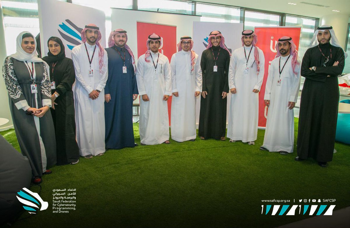 SAFCSP's tweet photo. #البرمجة_للناشئين يأتي بالشراكة بين الاتحاد وشركة ORACLE لتوعية هذه الفئة حول الأمن المعلوماتي وتنمية مهاراتهم وتطوير قدراتهم البرمجية https://t.co/1kaHX4vb5q