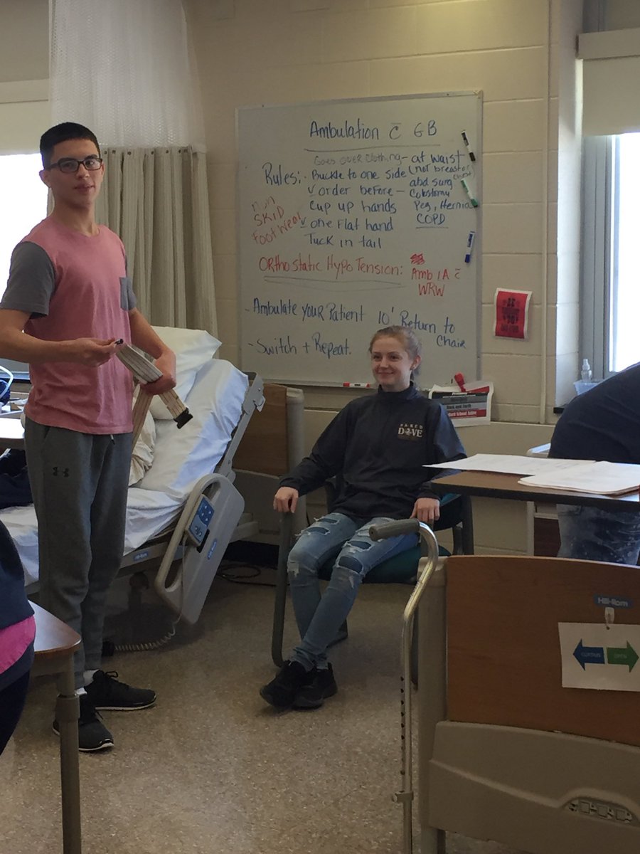 FLTCCHP_CNA's tweet photo. Lab Skills:ambulating the patient and working with assistive devices.
#Wearefltcc #CNAskills https://t.co/kdeU8OsdGH