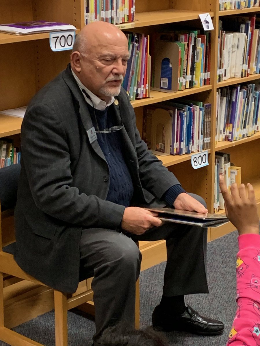 PleasantUnionYR's tweet image. NC House Rep Joe John reads to 4th grade &amp;amp; shares importance of reading in his role as a legislator. Rep John’s children attended #PUEGlobal #WorldReadAloudDay2019 ⁦@ParticipateLrng⁩ @JoeJohnNC40 ⁦@WCPSS⁩