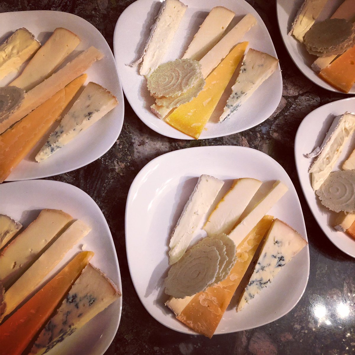 cheesemonsterdc's tweet photo. What better way to spend a cold and snowy night than learning all about cheese? #classisinsession #cheese101 #keepingcozy https://t.co/Gi2cksW4lp