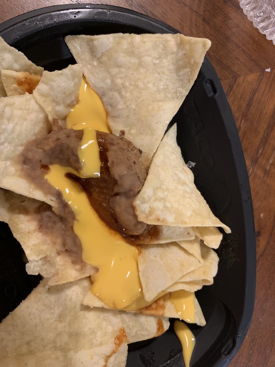 bvogt4's tweet photo. @tacobell You didn’t even try. https://t.co/YzEZeA6BMW