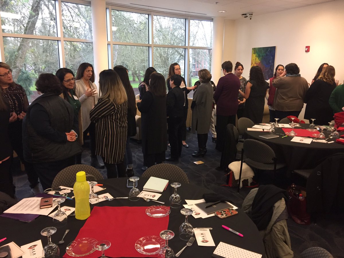 Getting started with the second annual Linking Latina Leaders Luncheon #OALAQUINCE