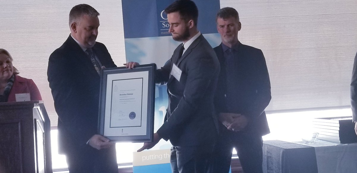 IIOKaw_Dur's tweet image. Convocation is now underway! Congratulations to all the graduates from the Kawartha/Durham chapter!
#cip #fcip #insuranceeducation