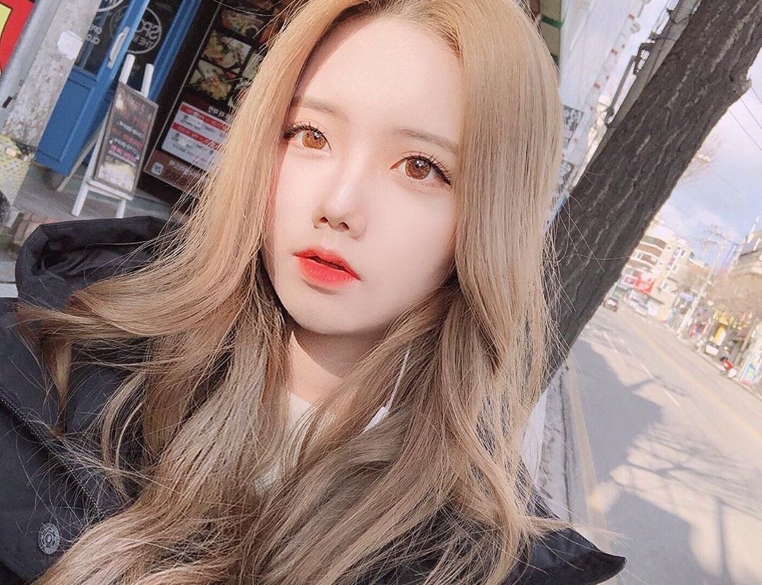 JisooYu's tweet photo. ❤🌈 https://t.co/m41UeFGTz5