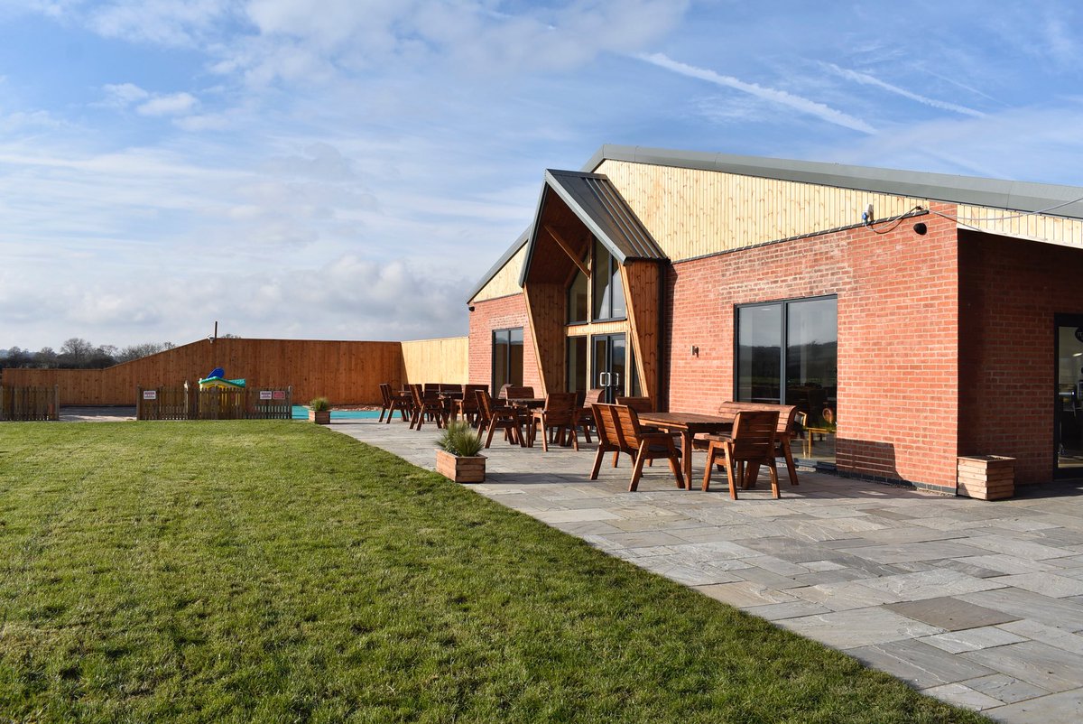 We are open again from 9.30am tomorrow (2nd Feb)🍦🍰❄️