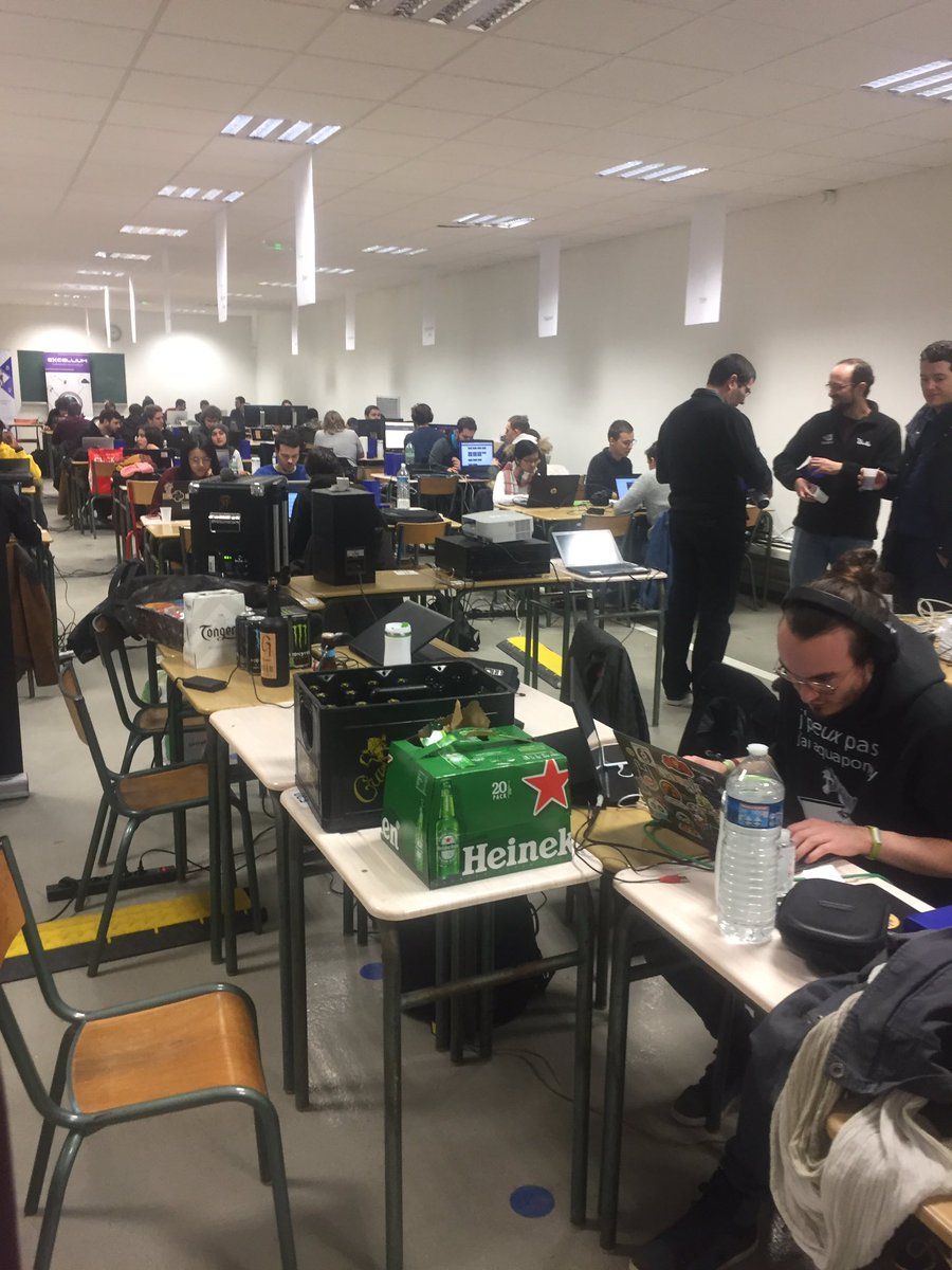 URCAArnold's tweet image. #HackSecuReims c’est parti ... bonne chance à tous les participants @universitereims @fnolot