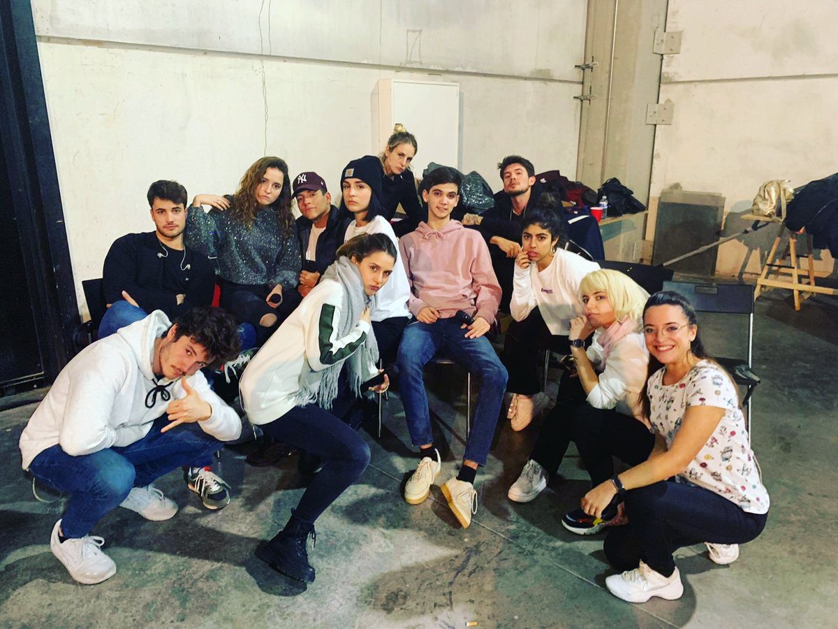 davezulueta_'s tweet photo. La banda del patio😎 https://t.co/7lBAjwhKvM