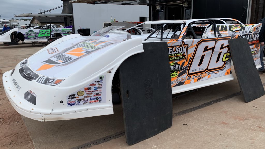 ColePerkins12's tweet photo. The @Rocket_Chassis XR1 of West Virginia’s @MCR66C #SuperBowlOfRacing https://t.co/nK7eGaZd5K