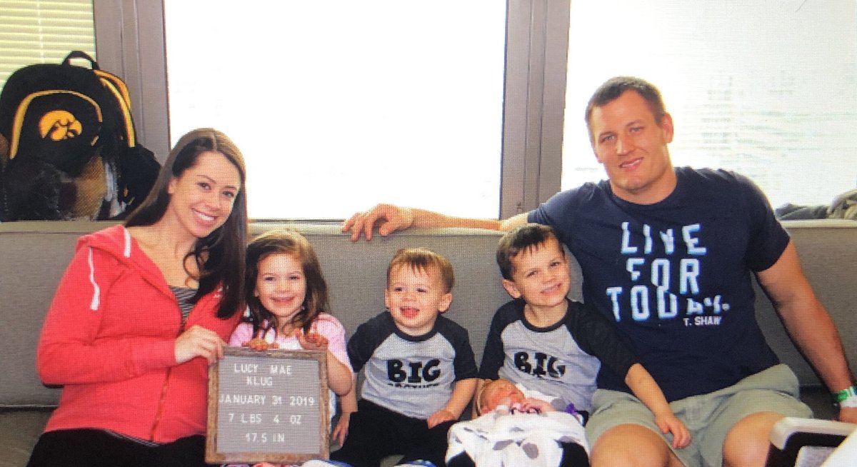 slklug18's tweet photo. Introducing Lucy Mae Klug. Our tiniest nugget of them all! 1/31/19 @ 12:31pm 7lb 4oz 17.5in. Her brothers and sister are in love! (Despite Rylan’s original reaction to another sister 😂) #klugpartyof6 @klug_karl https://t.co/ik8lbM96LC