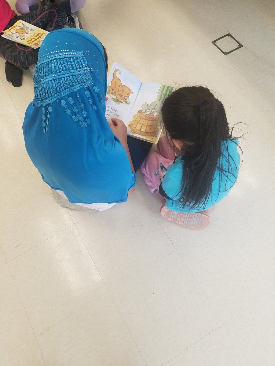 OESReading's tweet image. What a fun day catching up with our reading buddies and enjoying some good stories! #OESReads #OdentonESAACPS #WorldReadAloudDay #snowday #AACPSeril