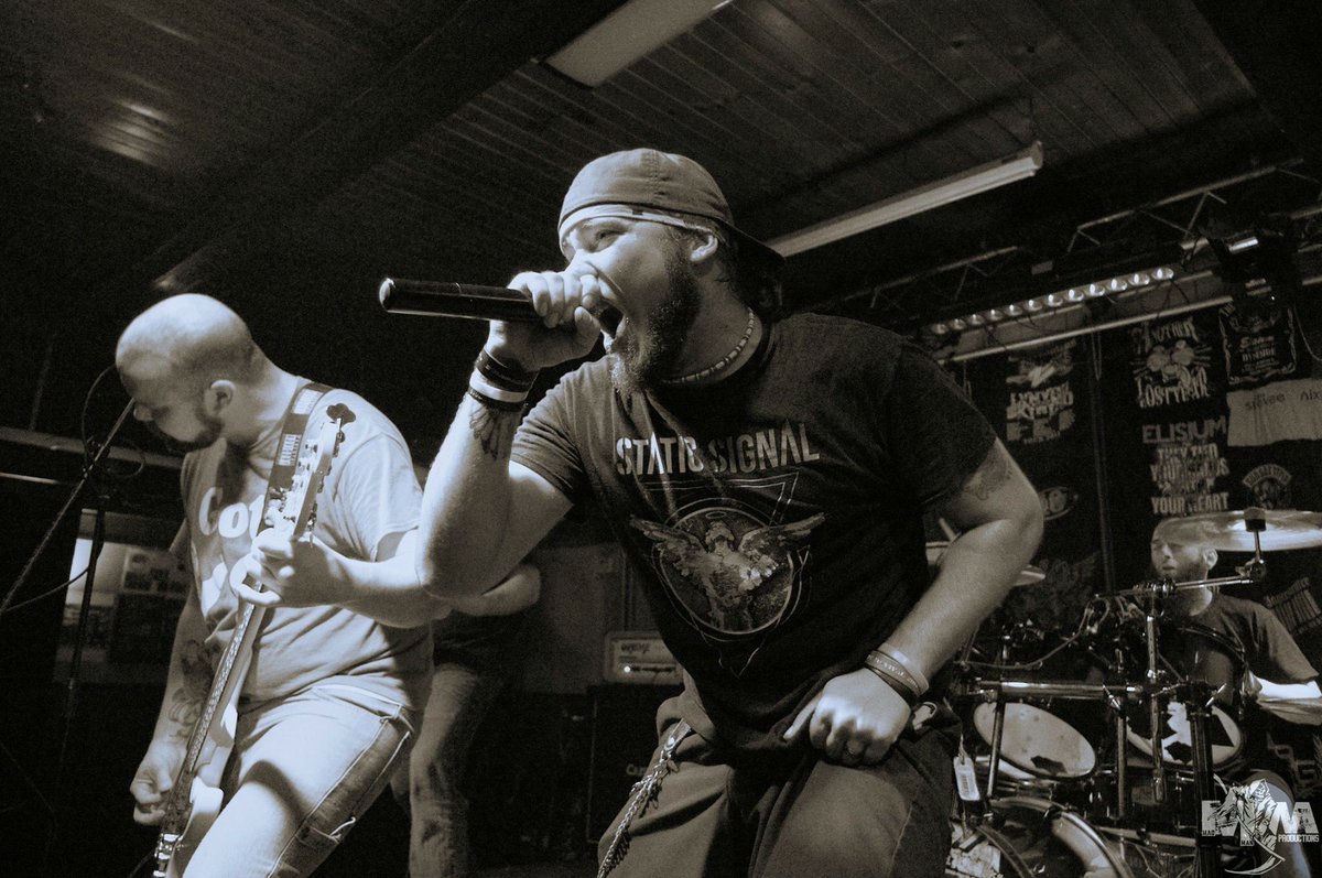 Marks of Gray (@marksofgray) on Twitter photo 