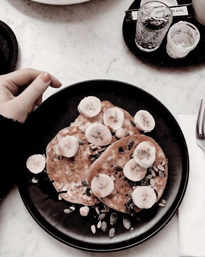selfcarebbyx's tweet photo. healthy breakfast recipes x https://t.co/8UhZBGBUT1