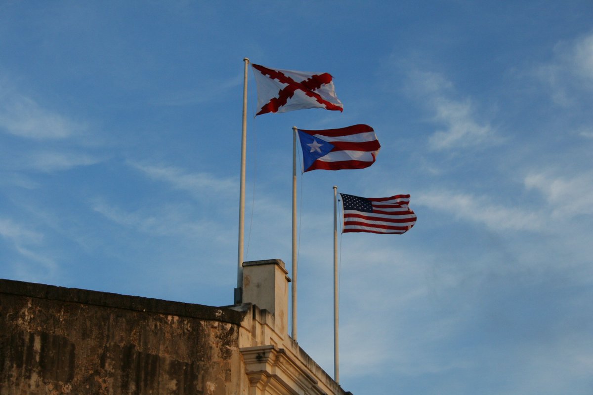 Weekend plans? Come visit! We're back to normal operations, open 7 days a week from 9:00 AM to 6:00 PM. More info at facebook.com/SanJuanNPS/ 
Tomorrow and Sunday we have Guided Programs at both Forts, at 10:30AM and 3:30PM. Join the fun! 

#SanJuanForts #OldSanJuan #FindYourPark