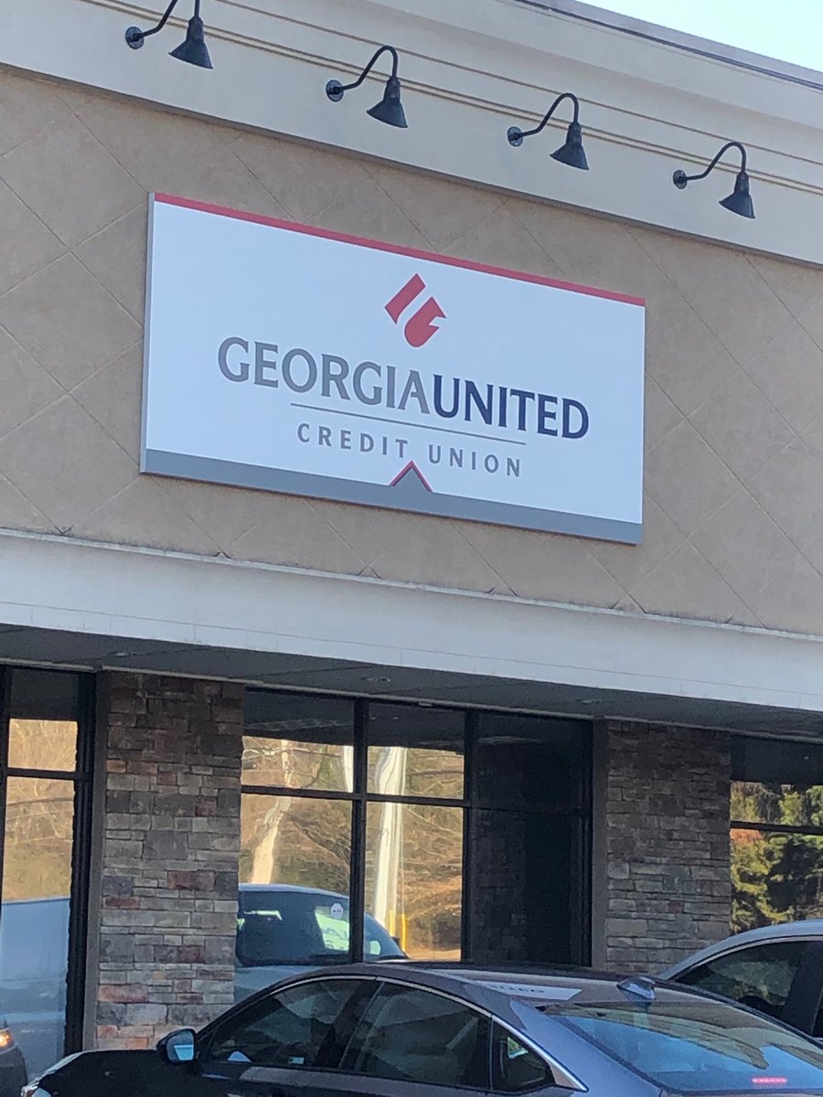 Credit union warns members of “spoof” attack targeting accounts.  4:45 <a href="/wsbtv/">WSB-TV</a>