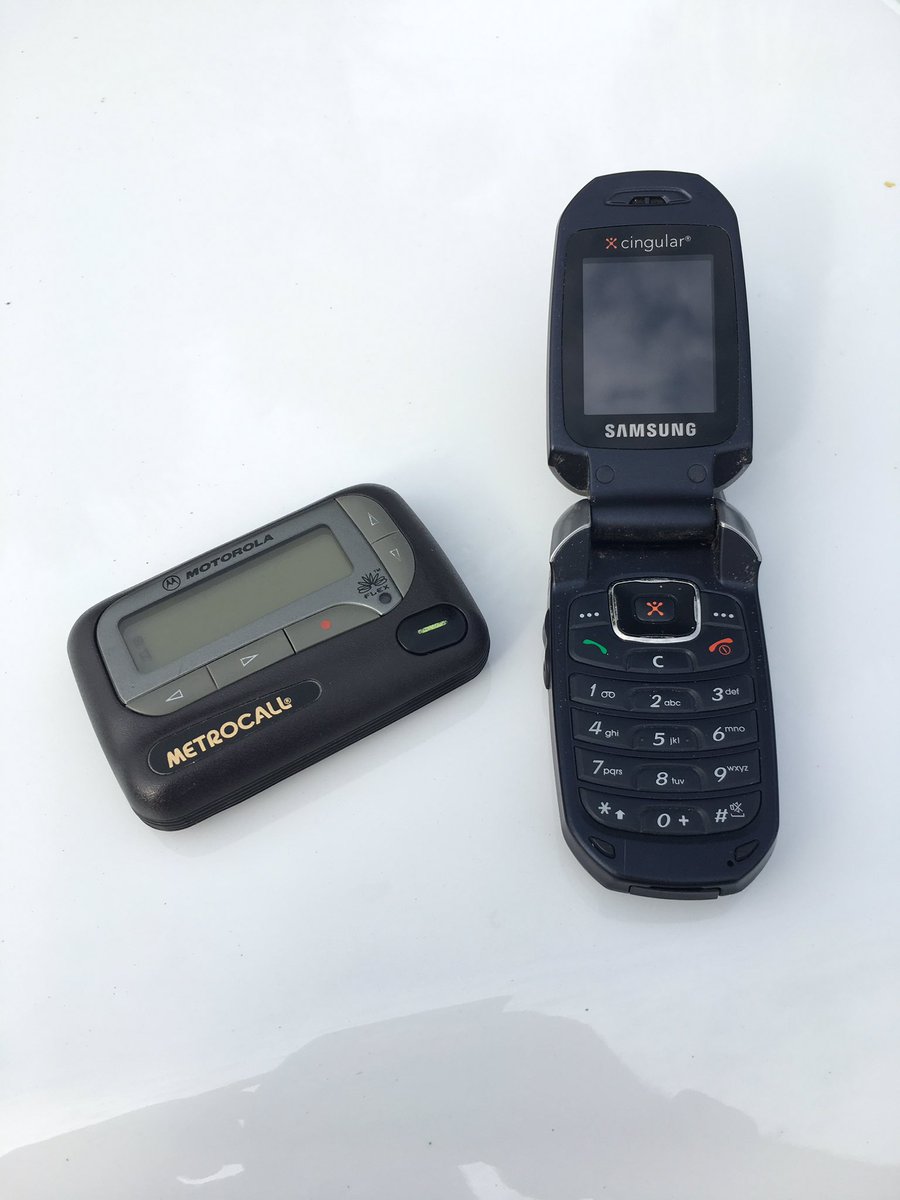 BCFRpio's tweet photo. Need a press release or information this weekend? Hit me on the hip! #Samsung #MetroCall #FlipPhone #OldSchool #BCFR #BrevardsBravest #PIO #PublicInformation https://t.co/5HuKgg3Ern