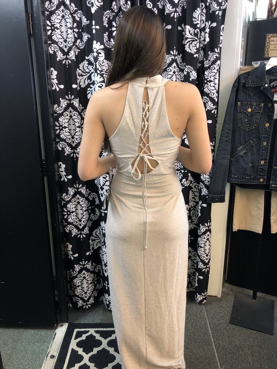 OhioWorth's tweet photo. It’s February which means it is time to start shopping for PROM!!! We’re officially accepting prom dresses for consignment. It’ll come before you know it 💃 https://t.co/uWuU6Rc2hV