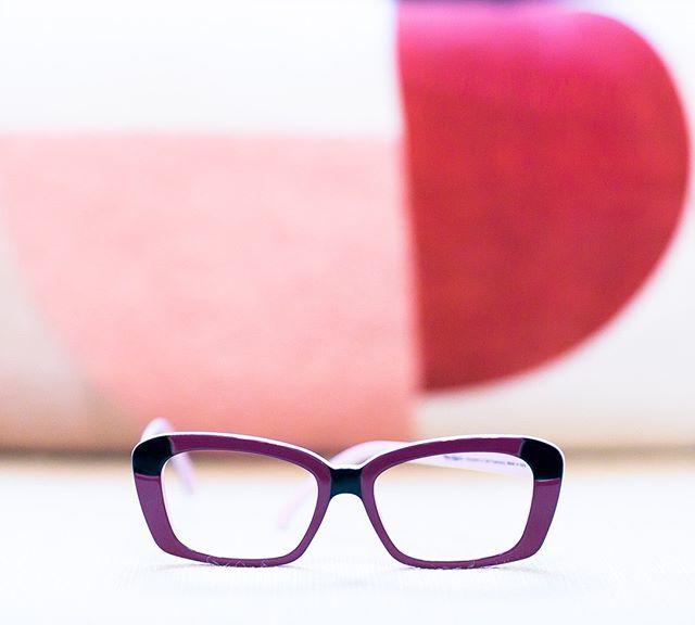 bex_spex's tweet photo. POP! It's Friday! Put your mod on! My Chick-a-Dee frames in sunset. #bexspex #frames #glasses #glassesgirl #glasseslife #glassessquad #luxuryeyewear #colorful #fashionforward #sanfrancisco #eyewear #eyewearstyle #eyewearaddict #vintagestyle #sanfrancisco… https://t.co/Q2c5H0QkkD https://t.co/ZtIvFvfXkZ