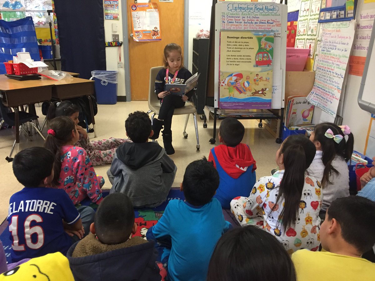 MGuillen4's tweet photo. #MVEIsHomeToMe #WeAreClintISD #WorldReadAloudDay https://t.co/PQOYBK3O8W