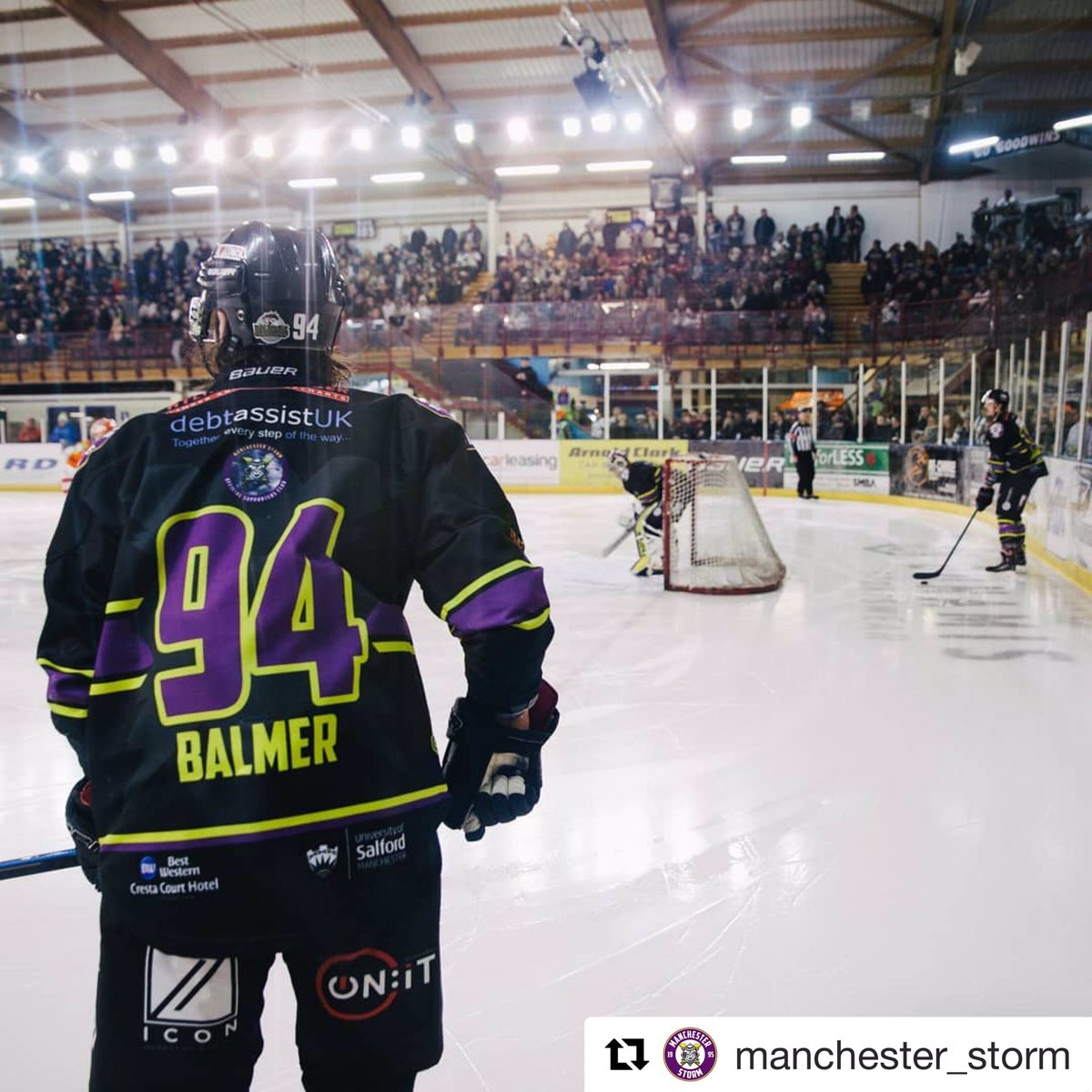 Icon, proudly on display on the @Mcr_Storm 18/19 @DunamisWear short covers! 
.
.
👌🏻⚡️👨🏼‍💻 #icon #weareicon #digitaldesign #socialmediaartwork #partnership #manchesterstorm #letsgostorm #shortcovers #dunamissportswear #kitpresence