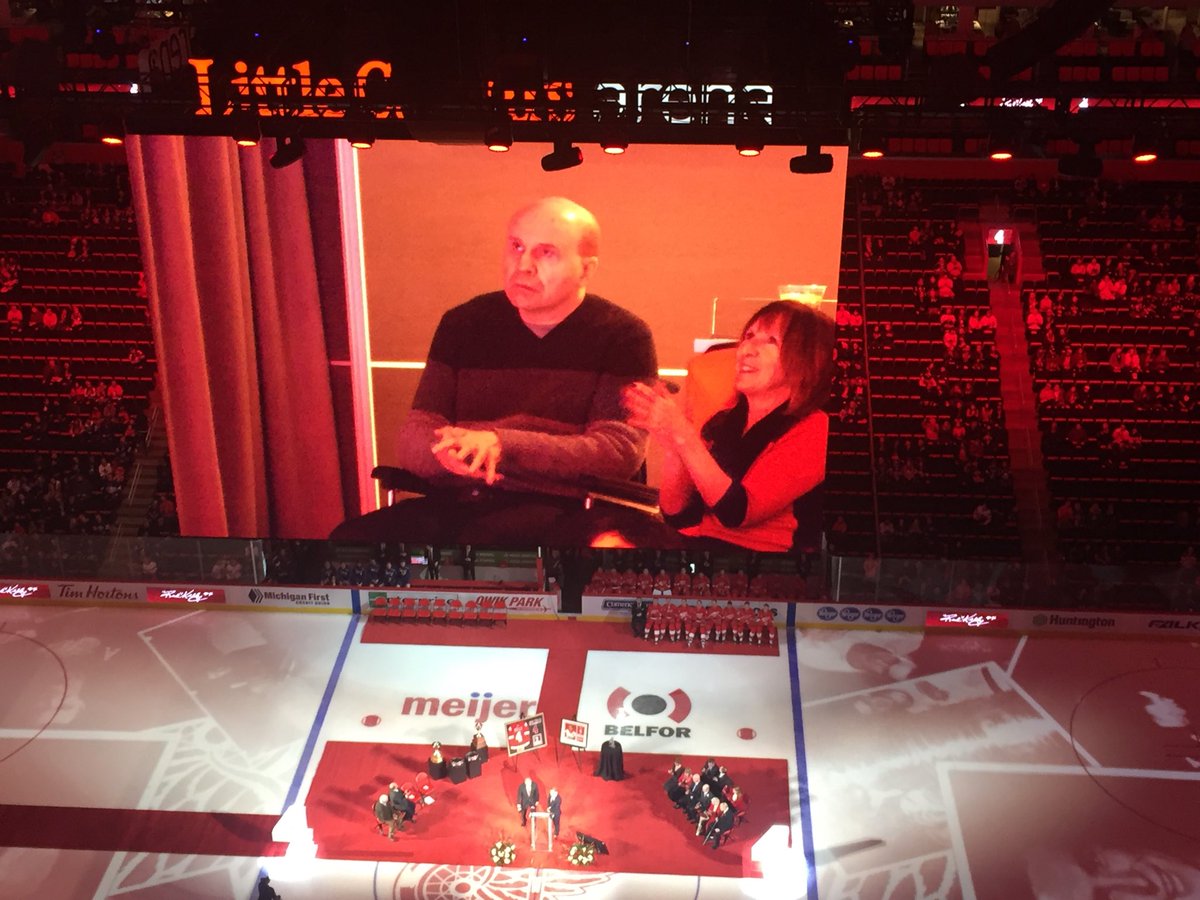 HeleneStJames's tweet photo. Vladimir Konstantinov in attendance tonight. https://t.co/SxicjS5DcM