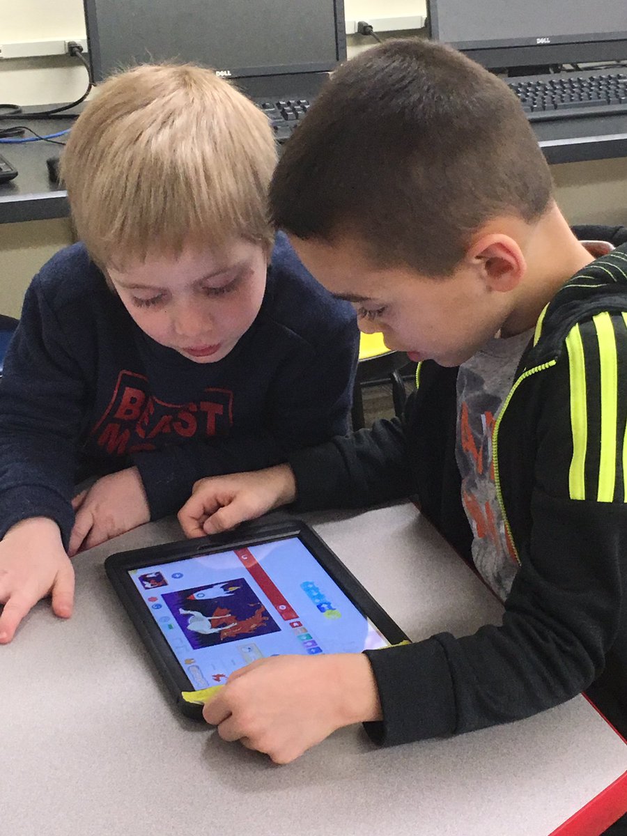 MrsNerkizian's tweet photo. Loving watching 1st grade students excited to share and learn from each other as they create by coding with a variety of trigger blocks while using @ScratchJr. @MrsSchaeferRm1 https://t.co/SSq5K4y5t8