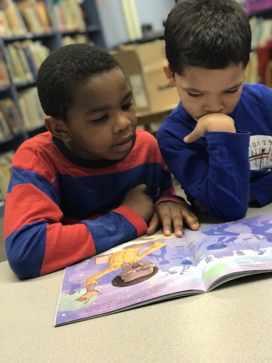 CarrieWhite55's tweet image. Friday #SchenectadyVibes @SCSchools #schenectadyreads @SheletteRPleat