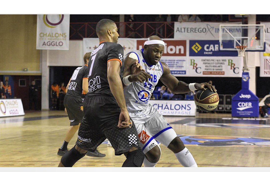 JOPASSAVEDUC13's tweet photo. 🚨On the road #teamccrb
📅 Demain soir!
⌚️20h
🆚 @MSB_Officiel
🏆#jeepelite
Vamos! 📱#goccrb #wenevergiveup #missioncommando #wecandoit💪🏾
#basketball https://t.co/rRDZJW8qDz