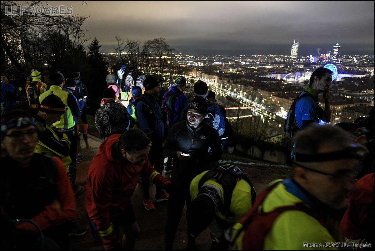 MaximeJegat's tweet photo. 4e édition de la #LURdunum: une "non-course" nocturne pour le plaisir sans chrono, ni classement dans les rues de Lyon.
Plus d'infos et de photos: https://t.co/9KRry6wWS9
#run #running #trail #urbantrail #lyon #LUR @arthurbaldur @lyonultrarun https://t.co/jVtJsQKTQ4