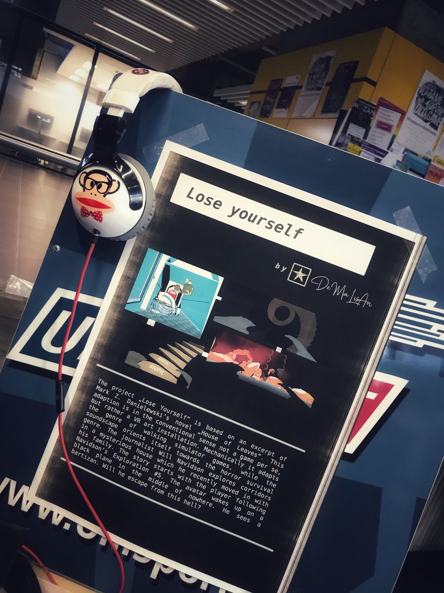 foto_hobbit's tweet photo. Impressions from today‘s #DHCon at @UniCologne where we proudly presented: Lose Yourself, a #vr art installation which is a media transformation based on @markdanielewski‘s novel #HouseOfLeaves w/ @AnnkDz https://t.co/056NrJd2yR