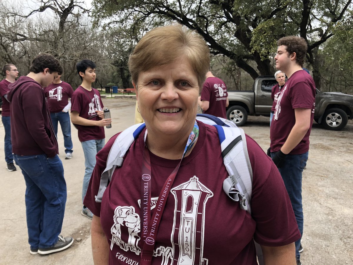 sjschweitzer's tweet photo. #TU150 community clean up at McAllister Park. Great way to celebrate @Trinity_U 150th Birthday. @lbleamas https://t.co/PuKmtsOwuv