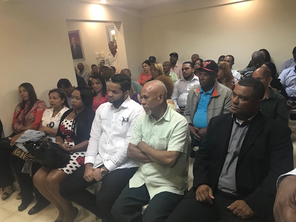 unadocalf's tweet photo. Asamble con el Comité Ejecutivo y Ampliado en el que tratamos temas puntuales sobre estrategias a llevar a cabo en este 2019, con el único objetivo de que seal #LeonelFernández el presidente en el 2020.
#UNADOCA #RumboAl2020 #SectorExternoLF #LaRedLF https://t.co/BMrmTP8341