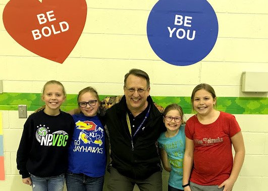 Shout out to an Awesome Group of very Sharp, Polite and Happy Young Ladies.  I had the pleasure of joining Janee Wagner, Jessica, Kurri Gosnell and Ellie Hampton for lunch this week at Lake Maloney Elementary.  These Ladies earn Big Positive Paws <a href="/RobinVahle/">Robin Vahle</a> <a href="/nppsd/">North Platte Public School District, Nebraska</a> <a href="/NPPSHanson/">NPPS Superintendent</a>
