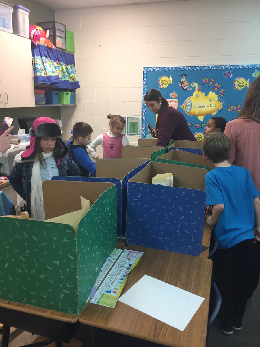 LisaSTEAMs's tweet photo. Mrs. Fisher’s Biography Wax Museum brought history to life! #PanthersEngaged @MrsFish33802033 @PKESAdmin @PKESAP @PKESAAP @FortMillSD https://t.co/FD0lZtKSg1