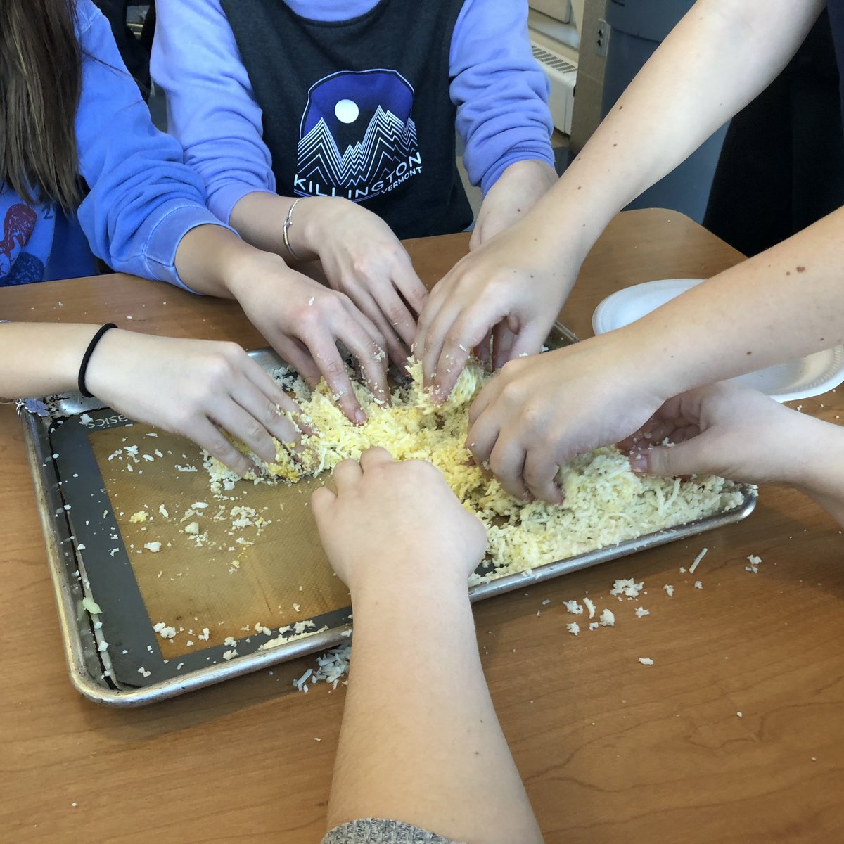 ASmutok's tweet photo. Life Conference Cooking Success! #makingameal #cauliflowerpizza #lifeskillsforeveryone #spartanpride @UxbHSPrincipal @apdimeg https://t.co/Z2ldZi5sm7