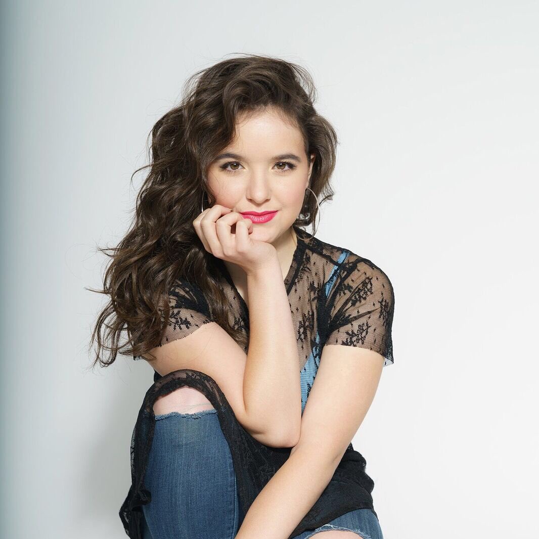 Teenplicity's tweet image. The &apos;Magic&apos; of @AubreyKMiller &amp;amp; Her New Single! #CrossingMyHeart #JustAddMagic

teenplicity.com/the-magic-of-a…