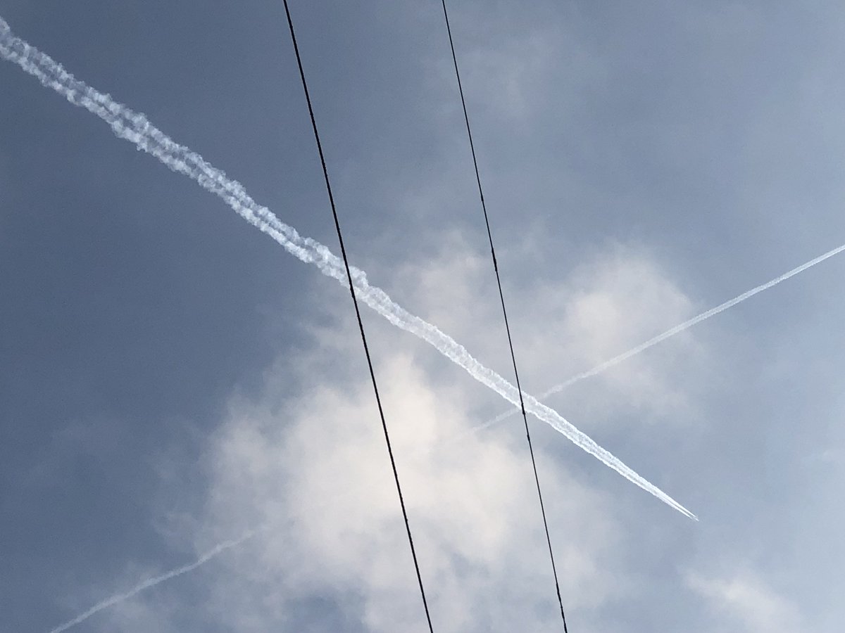 seriouslysentie's tweet photo. Chicago 2/1/19
Brutal non-stop chemically-induced haze day.
@naomirwolf
@OpChemtrails
@GeoengWatch
#CVReports
#GeoEngineering
#IDoNotConsent https://t.co/2mXR5wvwzJ
