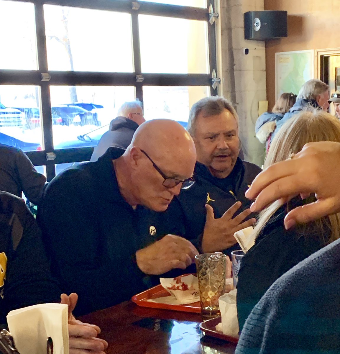 Pregame meal of champions in Iowa City <a href="/notthefakeSVP/">Scott Van Pelt</a> <a href="/espn/">ESPN</a> <a href="/UMichAthletics/">Michigan Athletics 〽️</a> #whereintheworldisntscottvanpelt #goblue #iowacity #espn #svp