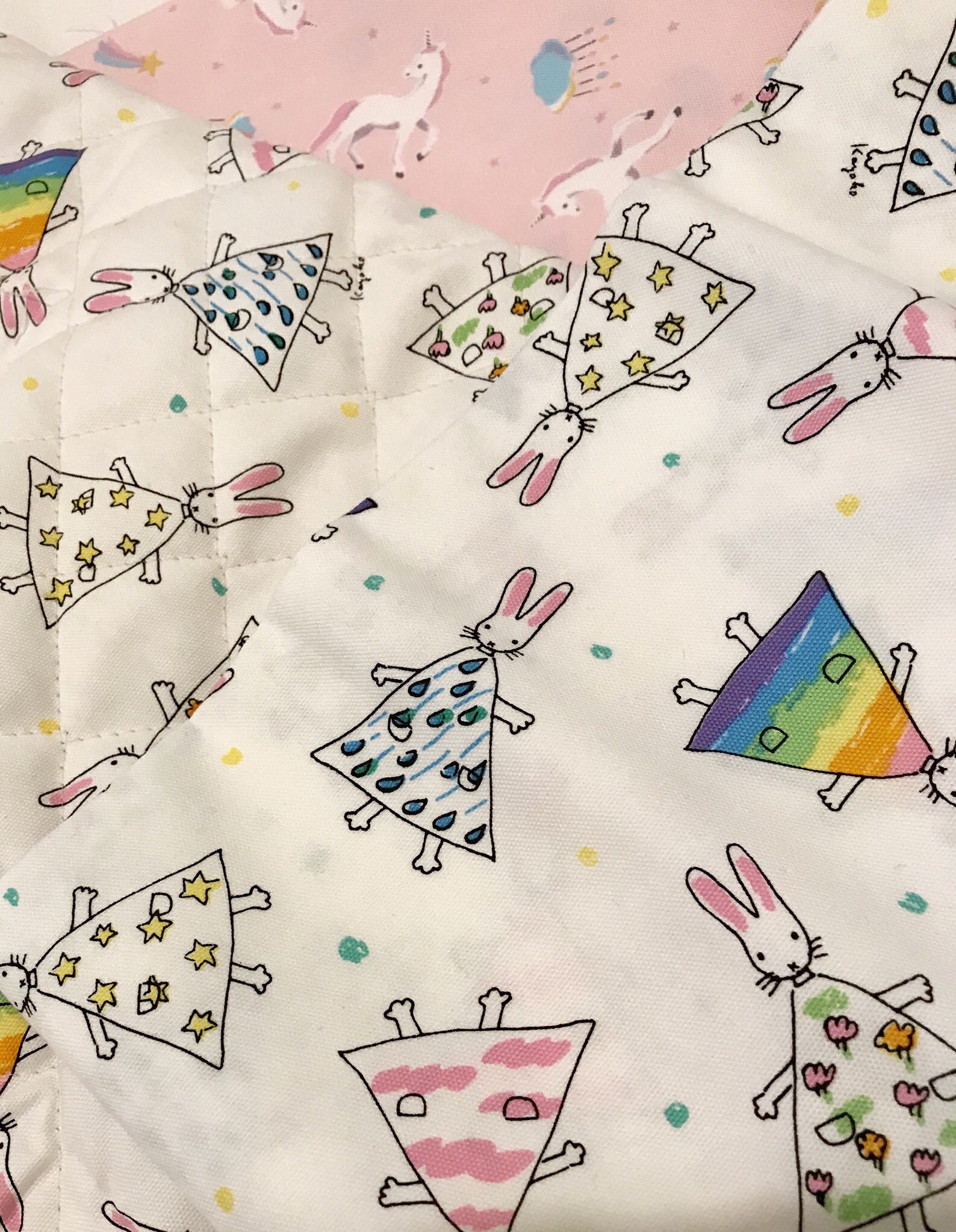 わしは無慈悲な夜の母 わたしのワンピース の生地があるなんて知らんかった 入園グッズ さくっと外注しようと思ってたの に ユザワヤで生地を見てたらなんか魔が差して実家のミシン借りて作ろう と決意してしまった T Co Lghwcarxyr Twitter