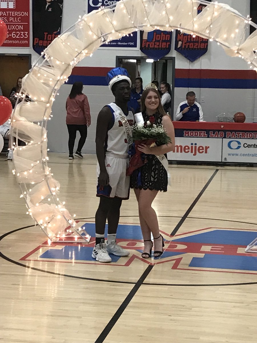 RichmondRsports's tweet image. Model Laboratory’s 2019 Homecoming King and Queen ... Chris Otieno and Virginia Creech
@EKUModel @ModelBasketball @Model_Soccer
