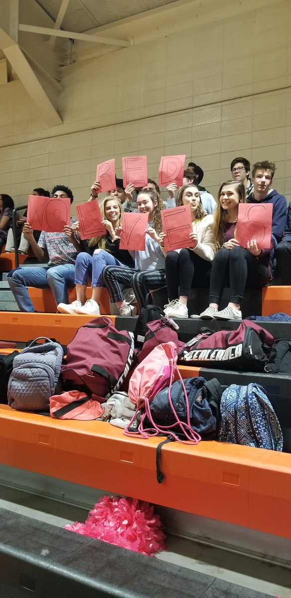 WitherspoonMSA's tweet image. Our students supporting @CRHSRedWolves at the cross town rivalry game!! #GoRedWolves