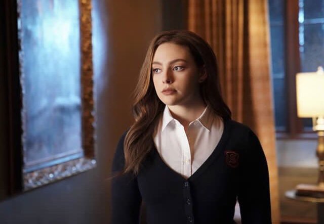 ClubLegacies's tweet photo. She definitely has some Wonder Woman skills doesn’t she?
Girl power 🙎‍♀️
.
.
.
#Legacies #TheOriginals #TO #thevampirediaries #TVD #cw #salvatoreschool #youngandgifted #AlwaysAndForever #mysticfalls #HopeMikaelson #daniellerussell #LizzieSaltzman #JosieSaltzman 
#AlaricSaltzman https://t.co/hztcEJFErK