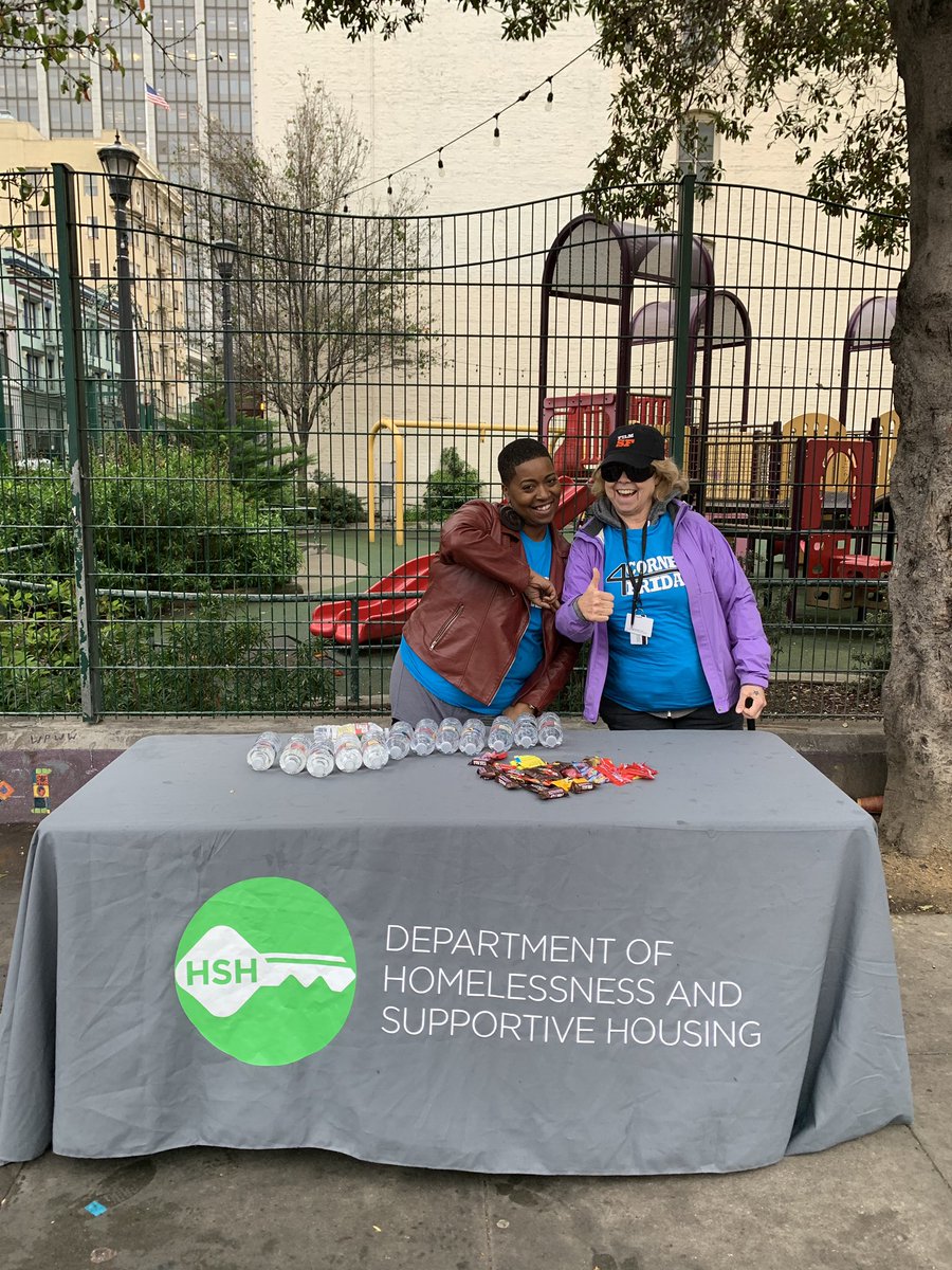 SF_HSH's tweet photo. Happy 4Corner Friday! Rain or shine! Glad to be out and help spread the word about expanded shelter. #4CornerFriday https://t.co/Lwo6df9juS