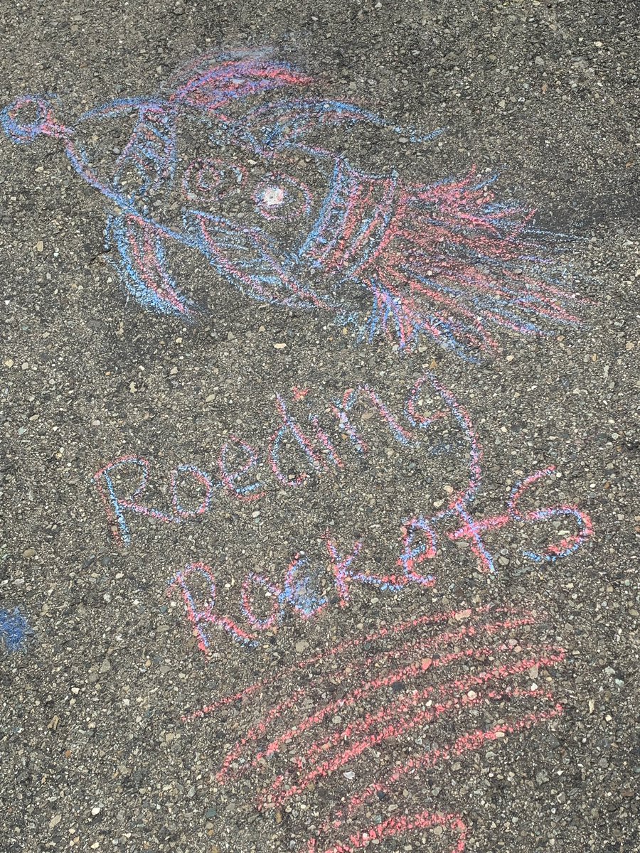 LisaMcdannel's tweet image. Roeding’s monthly SOAR incentive. The kids smile and laugh and do things outside of the ordinary.  Love these days. #EducationRocks #PositiveIncentiveDays @fresnounified @RoedingRockets