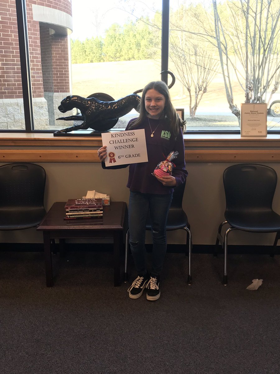 brookwoodtcss's tweet photo. Here’s a couple of our kindness challenge winners. We’re all winners when we focus on being kind! #bmslearns #tcsslearns @tcss_schools https://t.co/PqAqUTNYDf