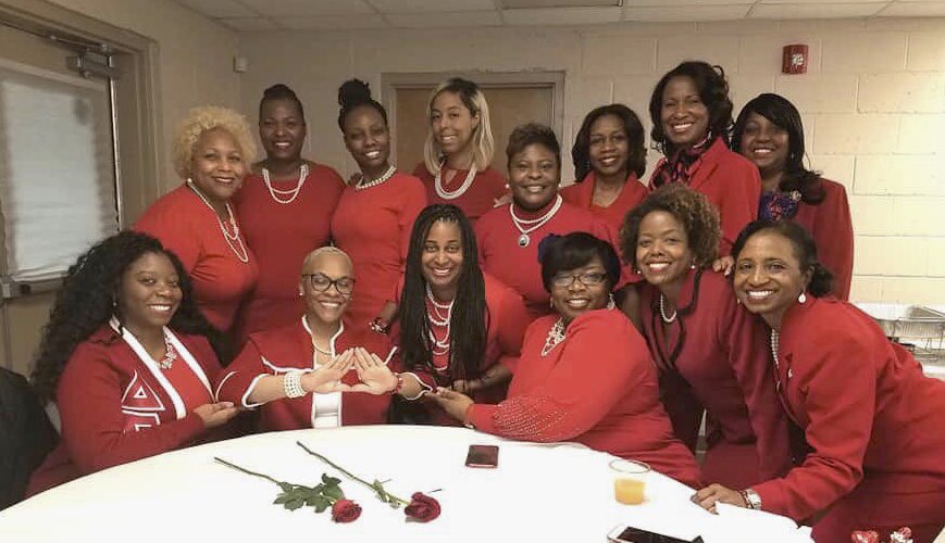 epcpdst's tweet photo. Today is National Wear Red Day!! EPCP goes RED for Women!! Get the Facts!! Know your numbers!! #EPCPDST #EPCPgoesRED #GoRedForWomen #DSTgoesRed #WearRedAndGive #HealthyHearts #DST #DSTinc1913 #DST1913 https://t.co/40zRz1EKvh